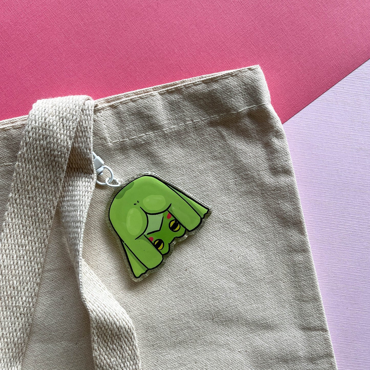 Peek A Boo Frog Butt Keychain