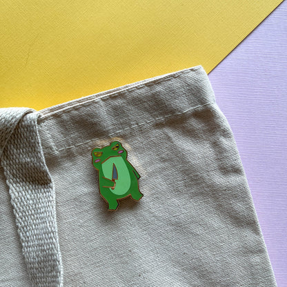 Knife Frog Hard Enamel Pin