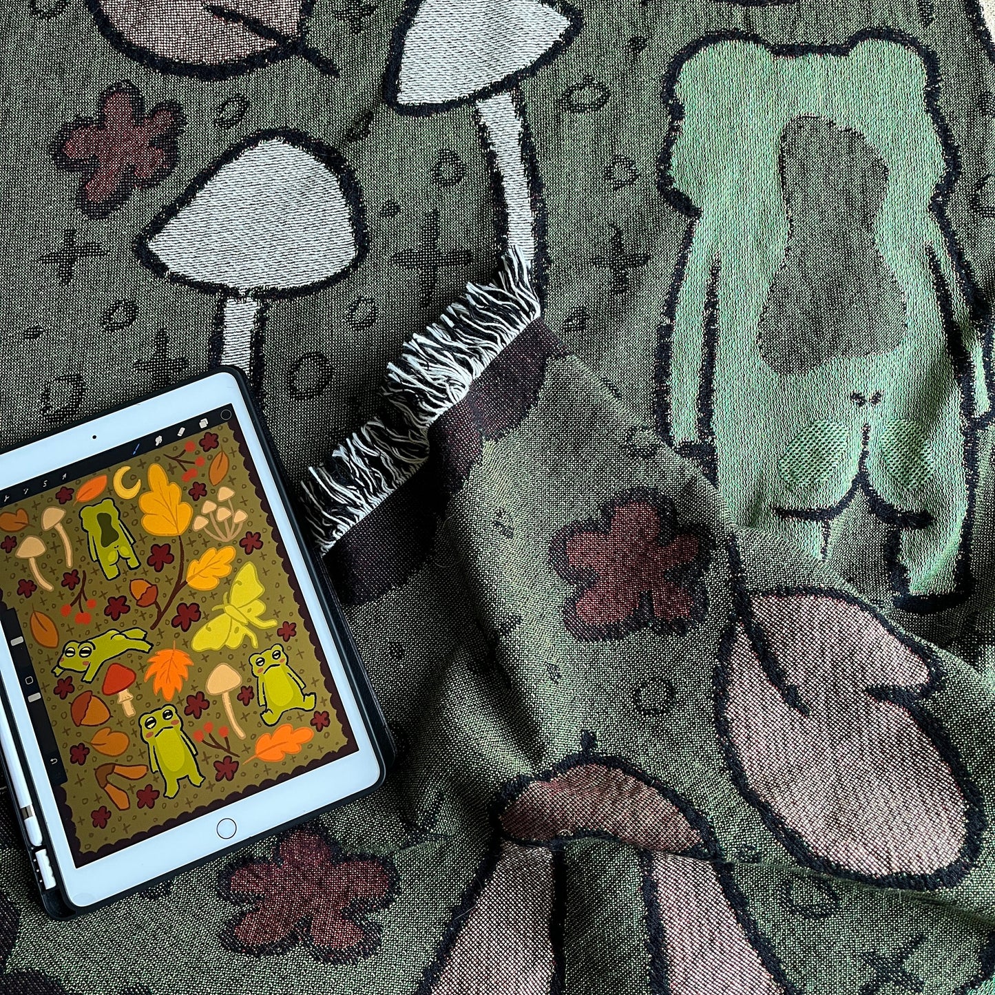 Autumn Frog Tapestry Blanket