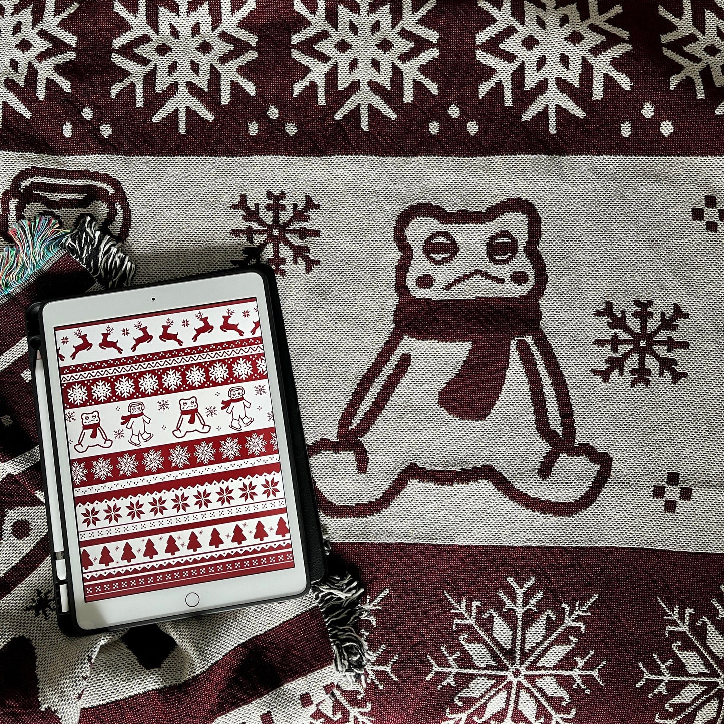 Winter Frog Tapestry Blanket